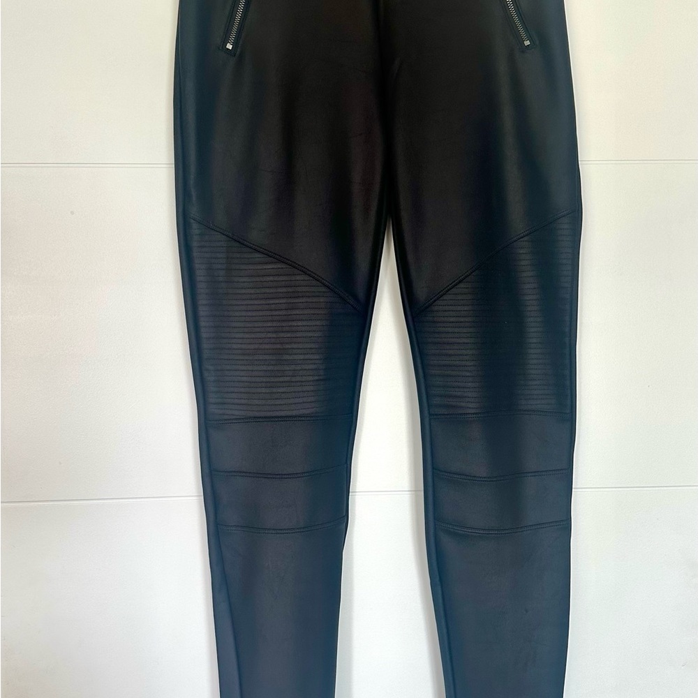 Women’s Express Black Faux Leather Pants size: Small